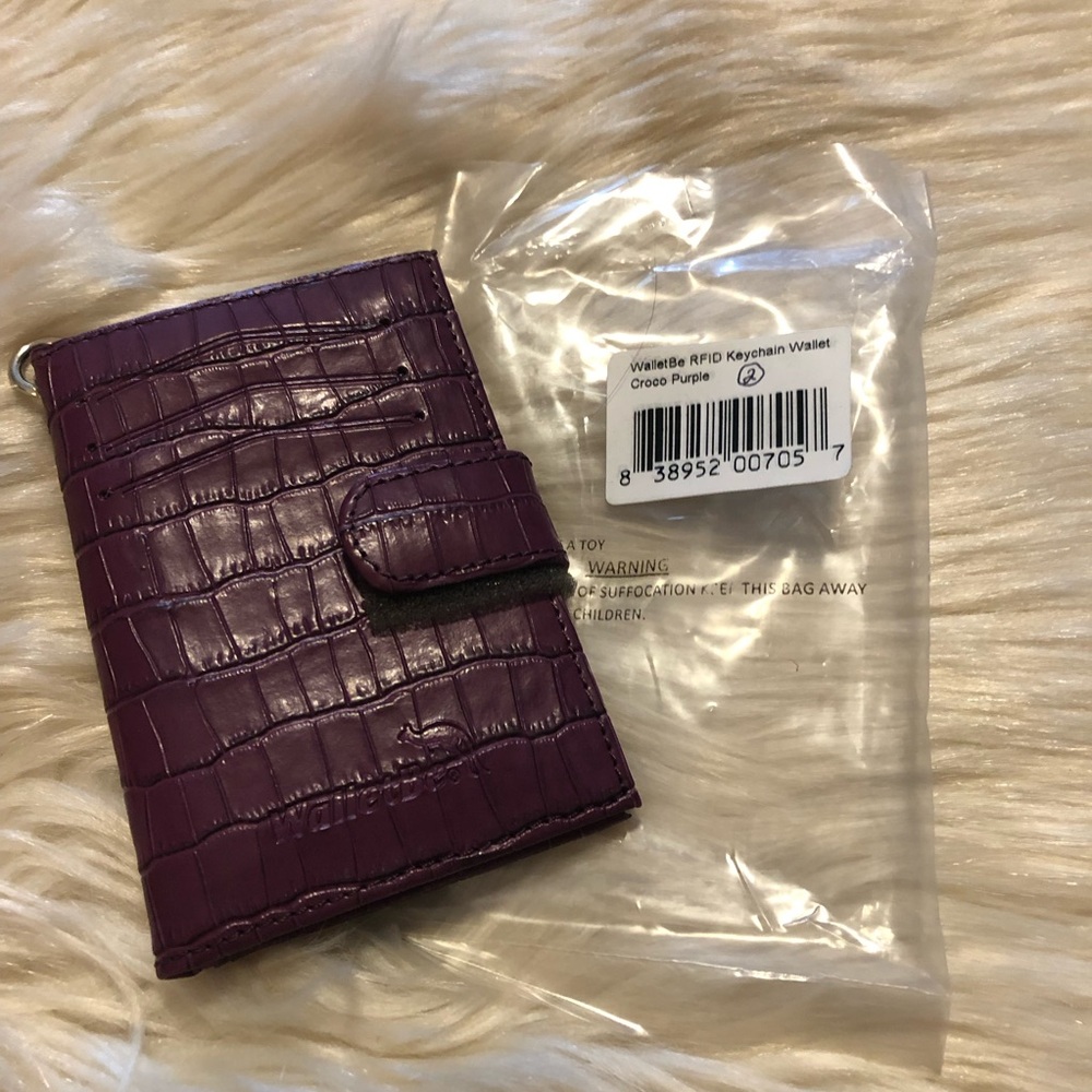 NWT Walletbe purple croco embossed leather RFID keychain wallet